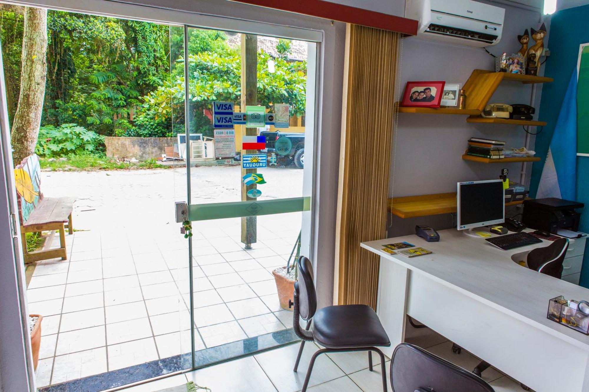 Pousada Banana House Bombinhas Luaran gambar